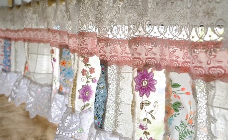 Kids Baby Room Bed Mini Curtain Little Window Beautiful Elegant French Country Colorful Fabric Lace Curtain Valance Backdrop